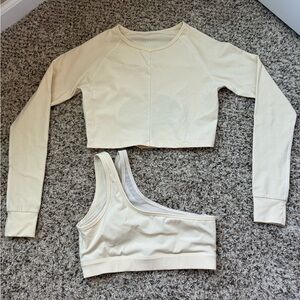 G athletica matching sports bra and cropped long sleeve workout top